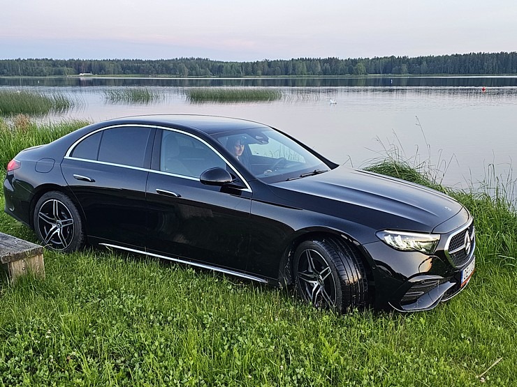 Sadarbībā ar auto nomu «SIXT Latvija» un «Mercedes-Benz E 200 Sedan» apceļojam Latviju 372897
