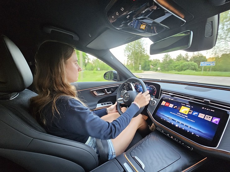 Sadarbībā ar auto nomu «SIXT Latvija» un «Mercedes-Benz E 200 Sedan» apceļojam Latviju 372902
