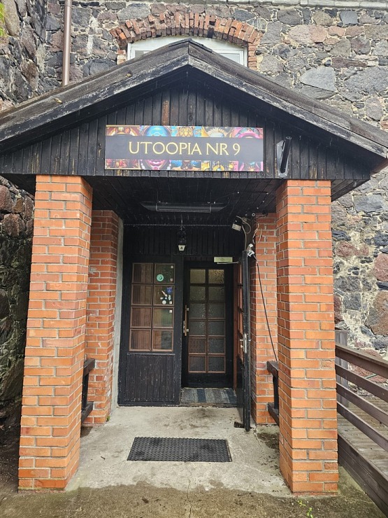 Nakšņojam Igaunijas Hījumā salas dizaina viesnīcā «Utoopia nr 9» 372914