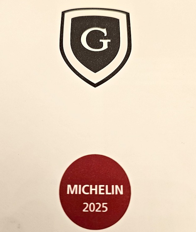 Vecrīgas Michelin saraksta viesnīcas «Grand Palace Hotel» restorāns «Seasons» piedāvā jaunu un izsmalcinātu ēdienkarti Vecrīgas Michelin saraksta viesnīcas «Grand Palace Hotel» restorāns «Seasons» piedāvā jaunu un izsmalcinātu ēdienkarti 373111