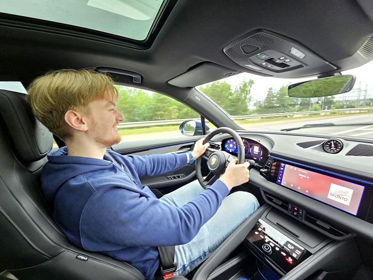 Sadarbībā ar auto nomu «SIXT Latvija» un «Porsche Macan 4» apceļojam Latviju 373382