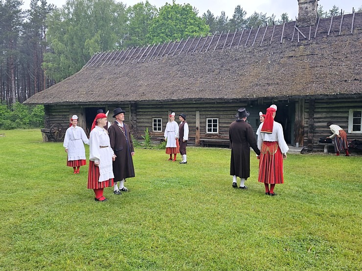 Igaunijas salā apmeklējam Hijumā brīvdabas muzeju 373534