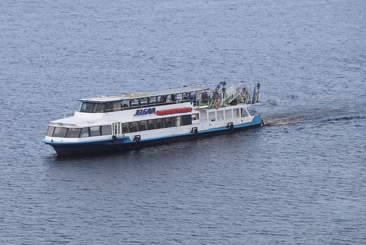 Rīgas pasažieru ostā pirmo reizi ienāk luksusa kruīza kuģis «Oceania Vista» ar 1200 pasažieru vietām 373669