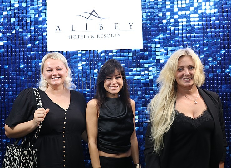Tūroperators «Coral Travel Latvia» brokastīs garšīgi iepazīstina Latvijas tūrisma firmas ar Turcijas «Alibey Hotels & Resorts» piedāvājumu 374489