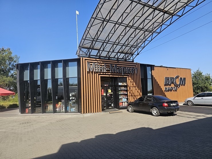 1685 km, no Rīgas līdz Čerkasiem Ukrainā, triju kravas autobusu SIXT konvojs nobrauc 24 stundās 376257