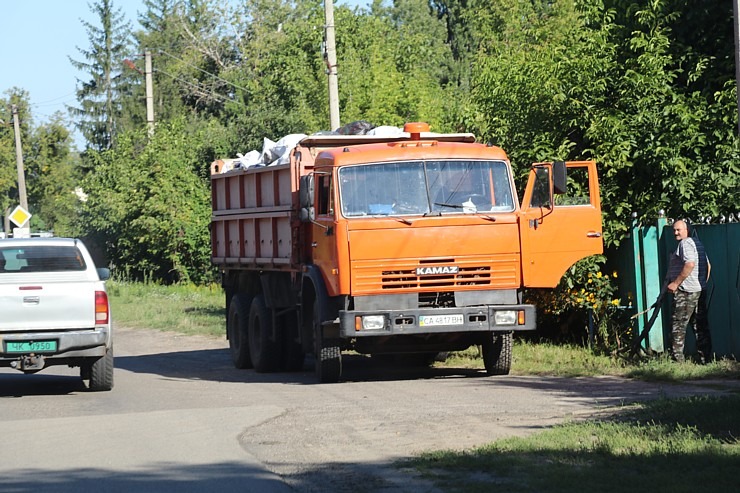Daži foto mirkļi no Čerkasiem Ukrainā, kur tika nogādās Latvijā ziedotās skolas somas. Sadarbībā ar auto nomu «SIXT» 376299