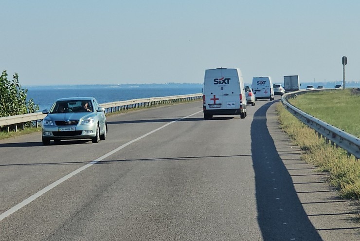 Daži foto mirkļi no Čerkasiem Ukrainā, kur tika nogādās Latvijā ziedotās skolas somas. Sadarbībā ar auto nomu «SIXT» 376289