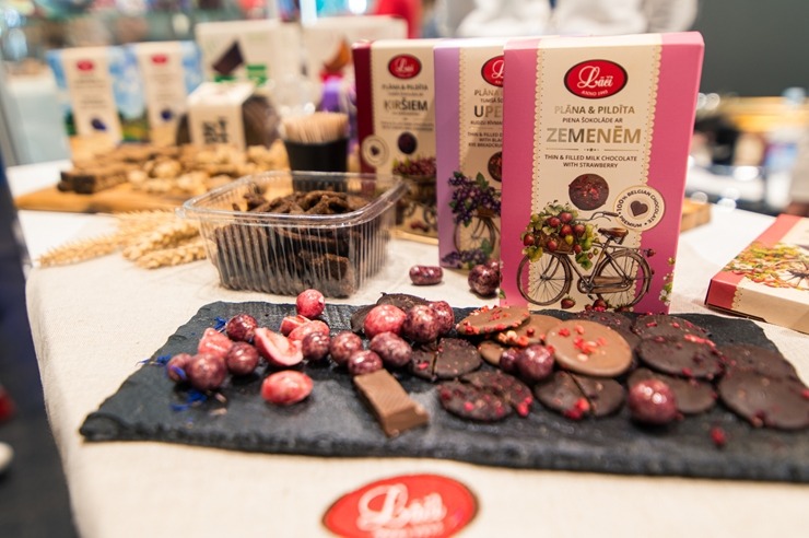 Ķīpsalā norit Baltijas lielākā pārtikas industrijas izstāde «Riga Food 2025», kurai ir jau 30 gadu dzimšanas diena. Foto: Ieva Makare 376352