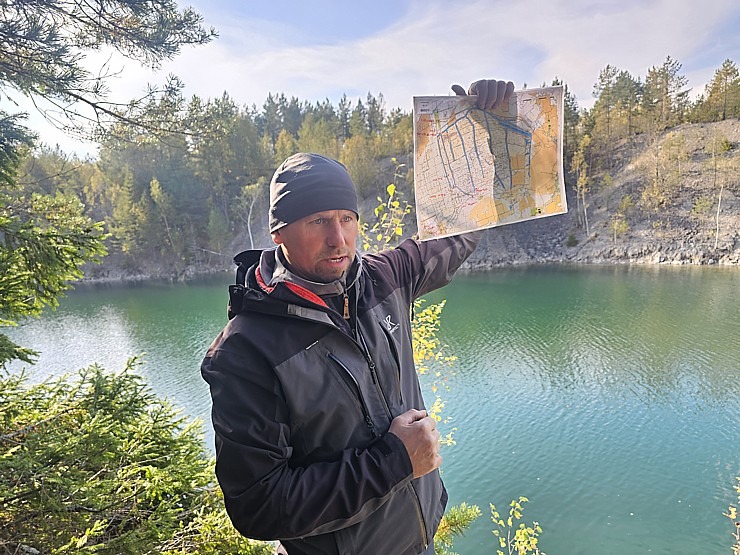 Braucam ar īpašu apvidus auto no « Adrenaator» pa Aidu alpiem Igaunijas Austrumviru apriņķī. Sadarbībā ar «Active Travel» un Idaviru 378430