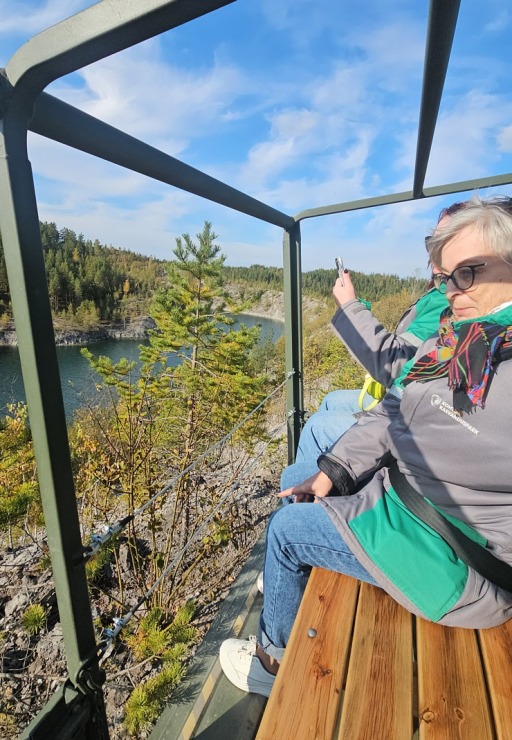 Braucam ar īpašu apvidus auto no « Adrenaator» pa Aidu alpiem Igaunijas Austrumviru apriņķī. Sadarbībā ar «Active Travel» un Idaviru 378423