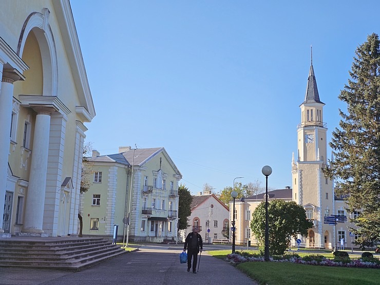 Apmeklējam kādreiz (PSRS) slēgto Igaunijas pilsētu Sillamē Baltijas jūras krastā. Sadarbībā «Active Travel» un Idaviru 378741