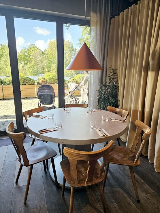 Iepazīstam un izgaršojam restorānu «Stacija Vaivari Kitchen» Jūrmalas Restorānu nedēļas ietvaros. Sadarbībā ar VisitJurmala.lv 379265