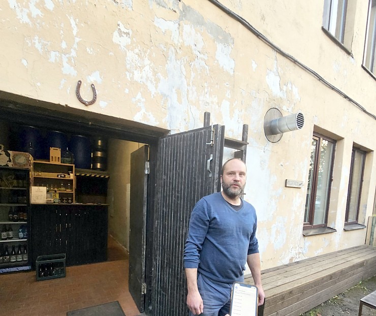 Degustējam Jūrmalas amatniecības alus darītavas « Prusaks » produkciju un viesmīlību. Sadarbībā ar VisitJurmala.lv 379364