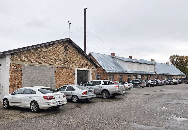 Apmeklējam radoši industriālo Kaļķu ielas kvartālu Kuldīgā 380528