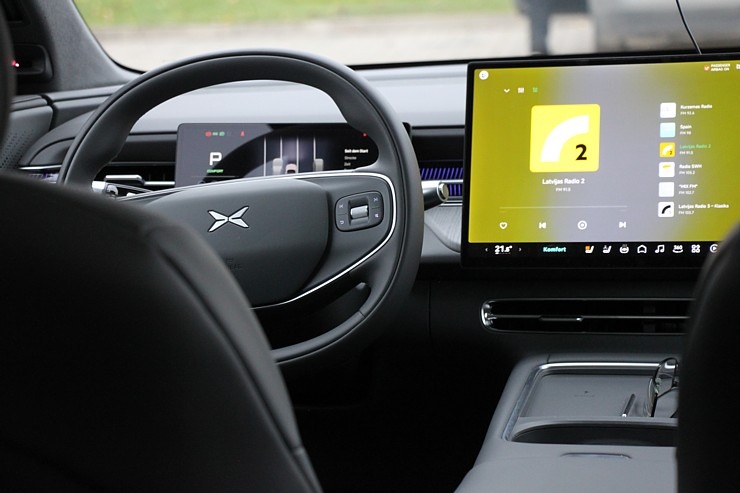 Apceļojam Latviju ar 486 zirgspēku jaudīgo « Xpeng G6 » no auto centra «Autobrava» 381036