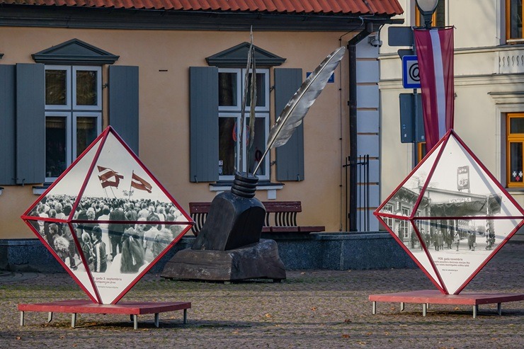 Ventspils patriotiskās noskaņās gaida svētkus 381090