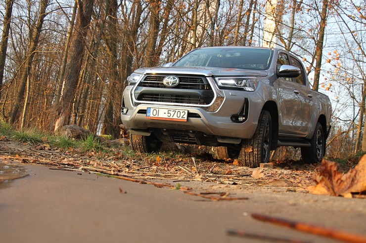 Toyota Hilux ir izcils piedzīvojumu auto, ko piedāvā «SIXT Latvija» no 53 eiro dienā 381144