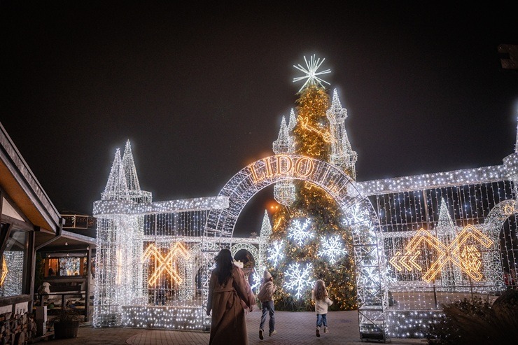 LIDO pārtop par ziemas pasaku karaļvalsti 381736