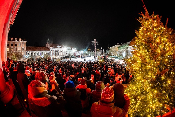 Viļņa Ziemassvētkus svin pirms Ziemassvētkiem 383116
