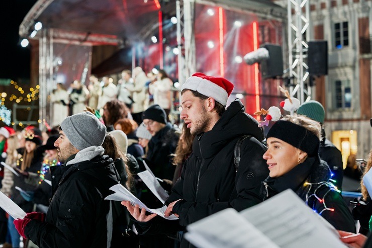 Viļņa Ziemassvētkus svin pirms Ziemassvētkiem 383117
