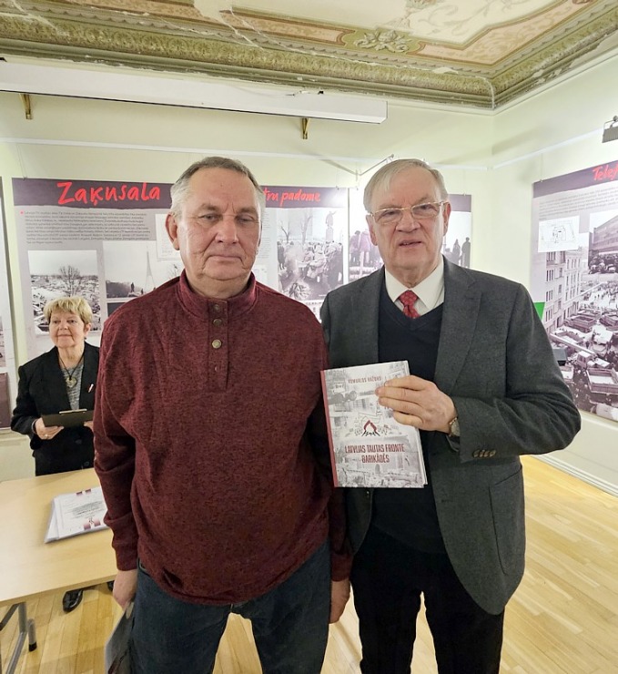 1991.gada barikāžu muzejā notiek Pateicības raksta apbalvošanas pasākums 384142