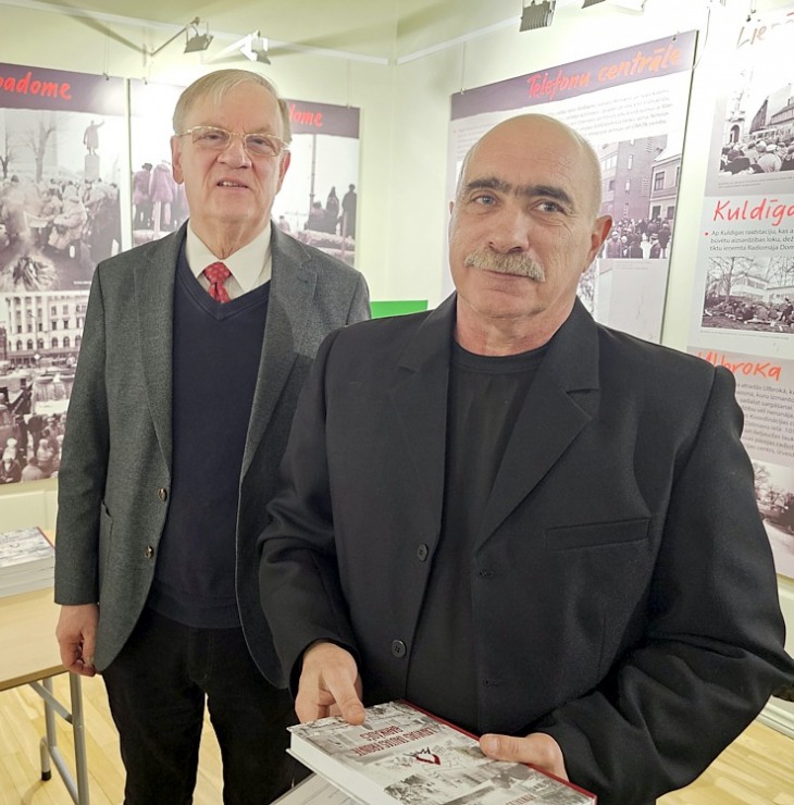 1991.gada barikāžu muzejā notiek Pateicības raksta apbalvošanas pasākums 384155