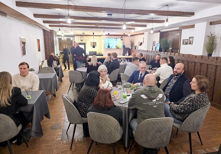 Rīgā izbaudām 5 kārtu vakariņas un prāta spēli «Lamberta Grill Show» restorānā 384507