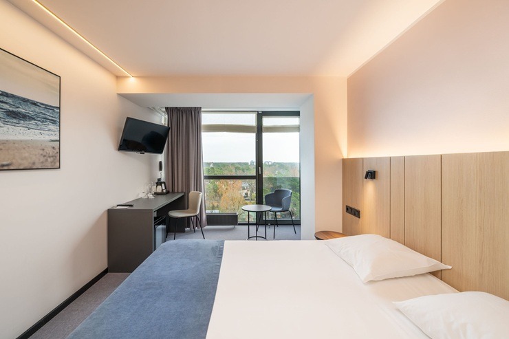 «Jūrmala SPA Hotel» iegūst «4 zvaigznes Superior» kategoriju. Ieskats komforta klases un ģimenes istabiņās 384583