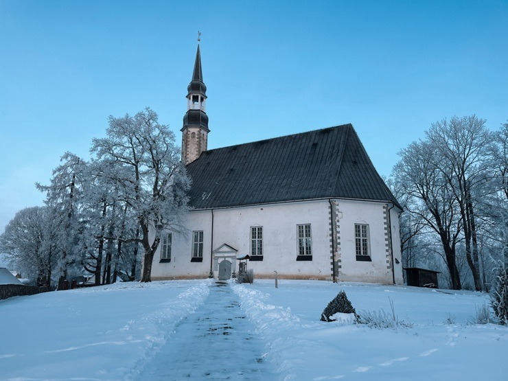 Auksti, bet skaisti - ziemas valdzinājums Valmieras novadā 384856