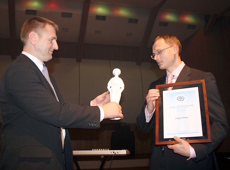 «GADA CILVĒKS TŪRISMĀ 2007» apbalvošanas ceremonija «Latvijas tūrisma forums 2007» 385133