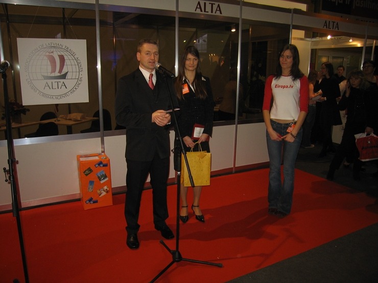 Vēsture: Travelnews.lv ar veco nosaukumu Eiropa.lv piedalās tūrisma izstādē «Balttour 2006» 386138