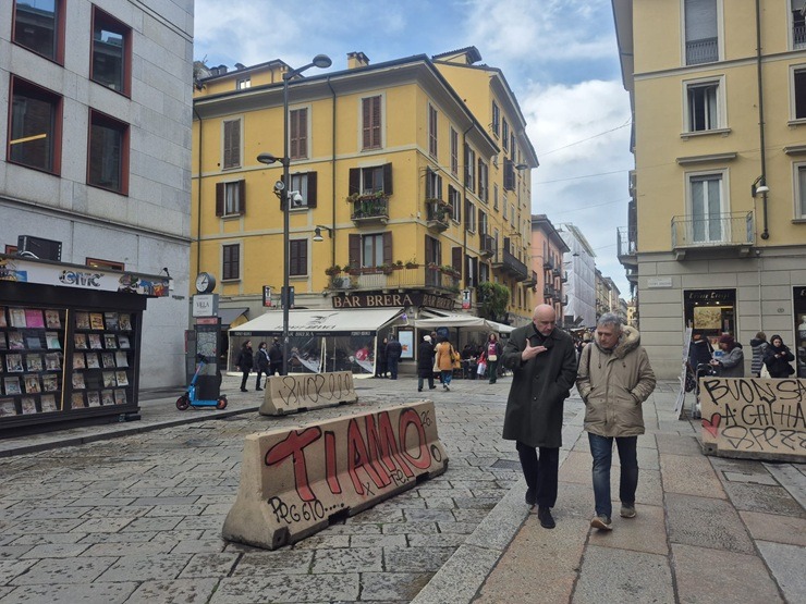 Travelnews.lv izstaigā Milānas centru olimpiskajā gaisotnē 386746