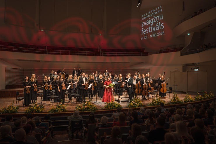Ar vērienu sācies 34. Liepājas Starptautiskais zvaigžņu festivāls 387425