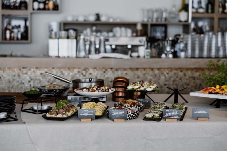 Daži fotomirkļi no Jūrmalas restorāna «36.line Grill Restaurant» jaunā koncepta «After-work brunch» ēdienkartes. Foto:  Inga Bitere 387501