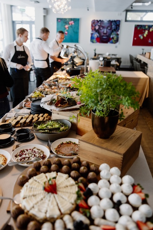 Jūrmalas restorāns «36.line Grill Restaurant» piedāvā jaunā konceptu «After-work brunch». Foto: Inga Bitere 388195