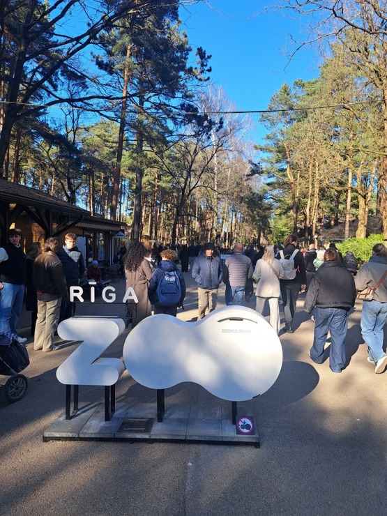 Rekordi krīt: Rīgas Zoo apmeklē rekordliels apmeklētāju skaits 389114