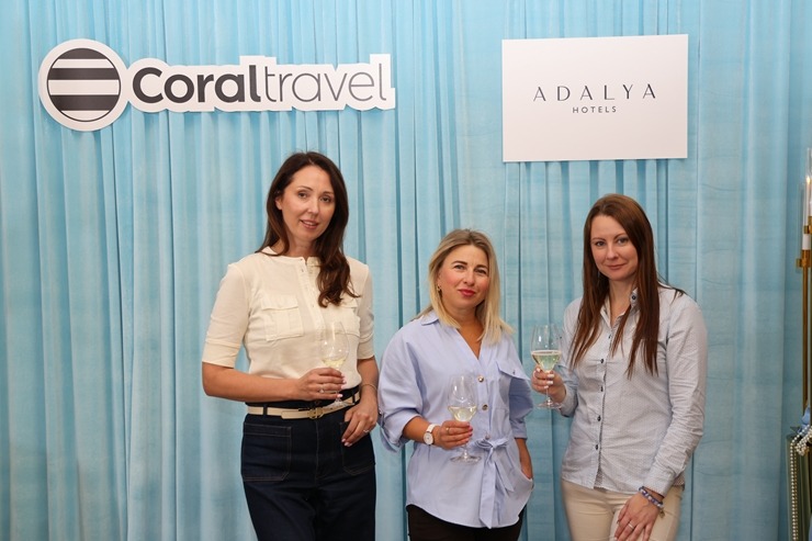 Tūroperators «Coral Travel Latvia» rīko iepazīšanās vakariņas ar Turcijas «Adalya Hotels» četrām viesnīcām Vecrīgas viesnīcā «Grand Palace Hotel» 389874