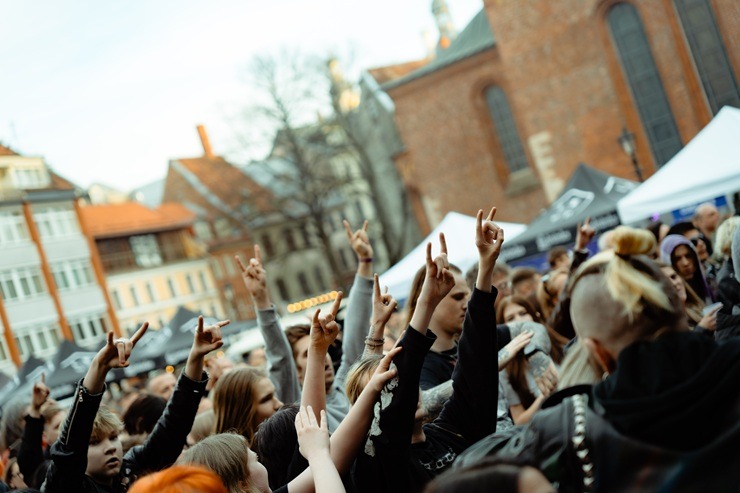 Vecrīgas festivāls pulcē tūkstošus un ieskandina sezonas sākumu 390235
