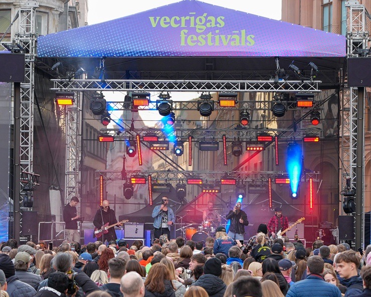 Vecrīgas festivāls pulcē tūkstošus un ieskandina sezonas sākumu 390219