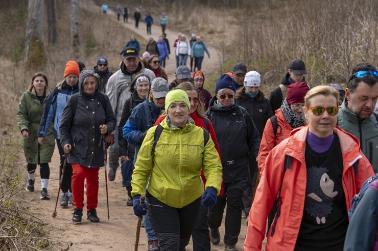 Zinātkārie dodas pārgājienā «Raunas baltais miers un zaļais siers» 390312