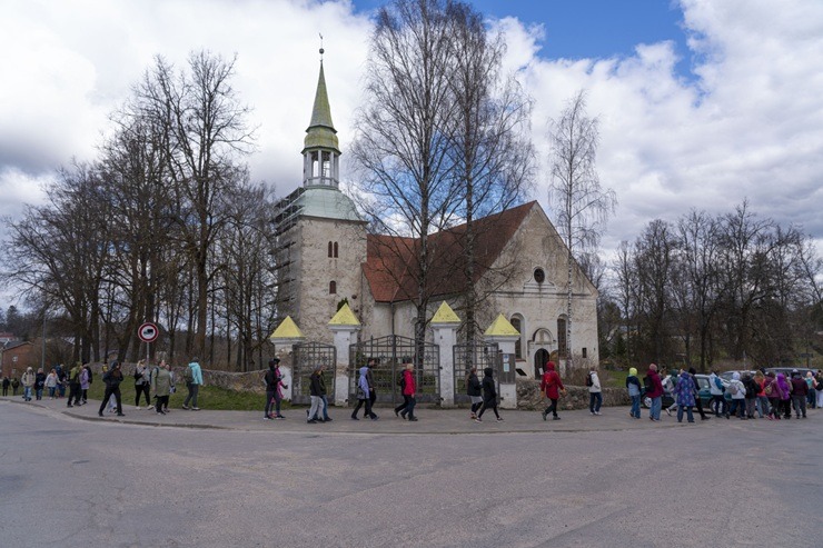 Zinātkārie dodas pārgājienā «Raunas baltais miers un zaļais siers» 390315