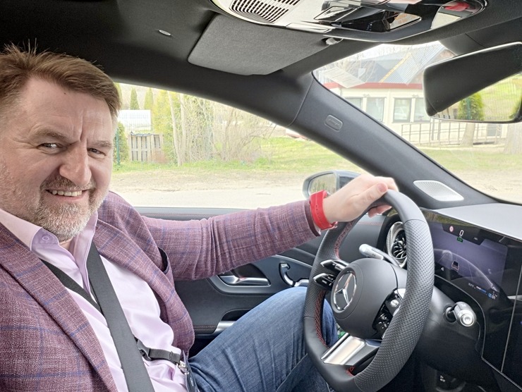 Mercedes-Benz prezentē uz Latvijas ceļiem jaunās paaudzes GLC, GLB un CLA 390367
