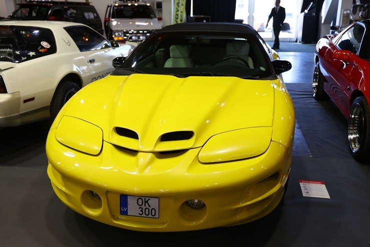 Ķīpsalā pulcējas auto fani uz starptautisko autoindustrijas izstādi 2026 390476