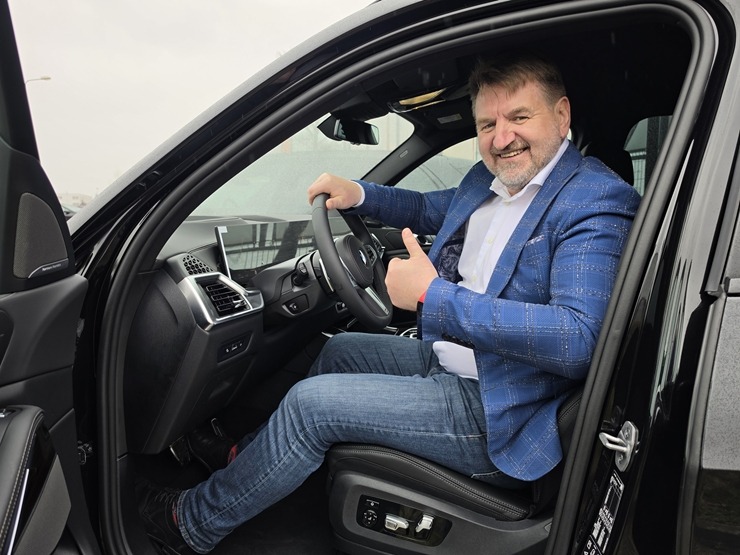 Sadarbībā ar auto nomu «SIXT Latvija» dodamies uz Dagdas tirgu - BMW X5 no 60 eiro dienā 391126