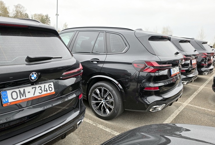 Sadarbībā ar auto nomu «SIXT Latvija» apceļojam Latvijas pavasari - BMW X5 no 60 eiro dienā 391358
