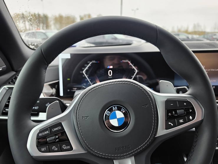 Sadarbībā ar auto nomu «SIXT Latvija» apceļojam Latgali - BMW X5 no 60 eiro dienā 391389