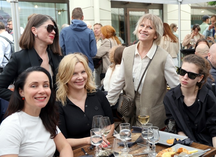 Rīgas restorāns «Buržujs»: jau 17. reizi atzīmē Austeru festivālu 391631