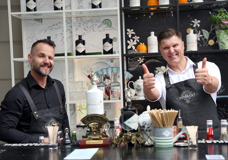 Rīgas restorāns «Buržujs»: jau 17. reizi atzīmē Austeru festivālu 391618