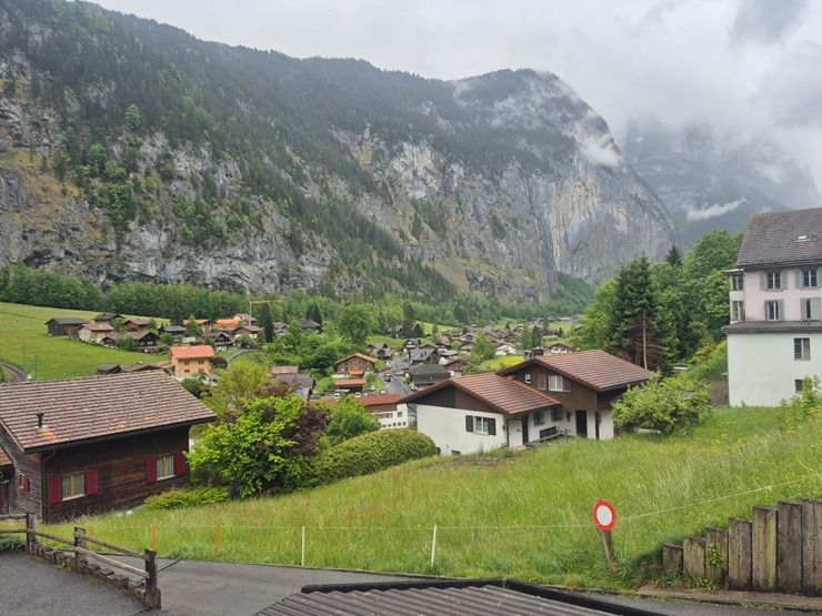 Travelnews.lv dodas uz Lauterbrunnenu un Štaubaha ūdenskritumu Šveicē 392069