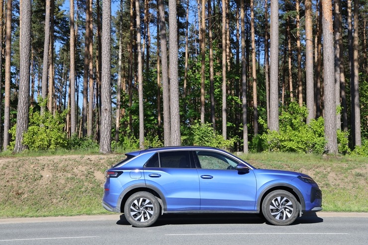 Sadarbībā ar auto nomu «SIXT Latvija» apceļojam Rīgu  - jaunais VW T-Roc no 27 eiro dienā 392101
